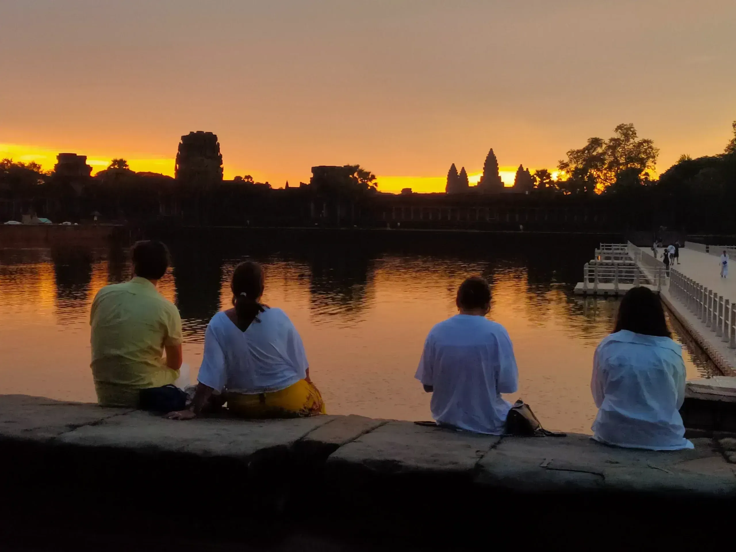 Amanecer en Angkor Wat con guía local en español tour privado Siem Reap