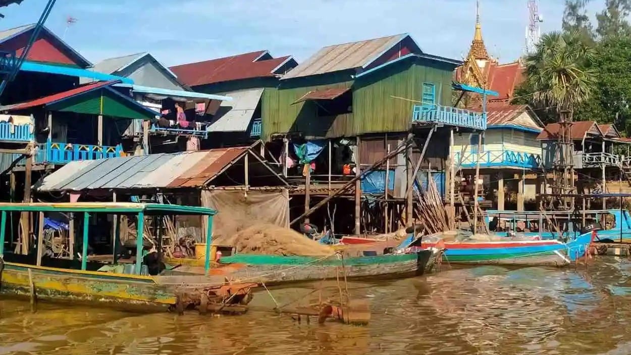 Palafitos De Kampong Phluk