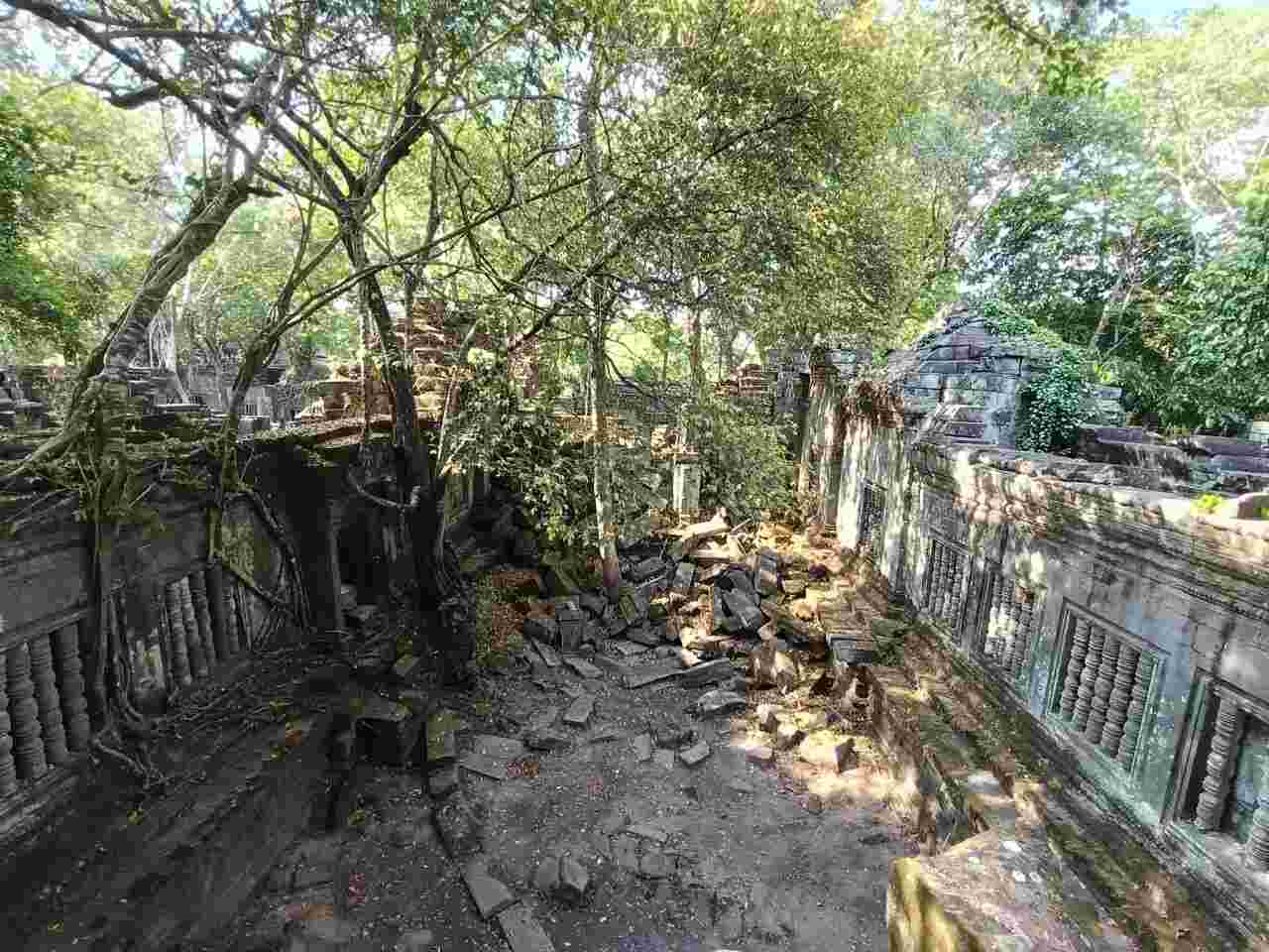 tour angkor 4 dias incluye Koh Ker y Beng Mealea