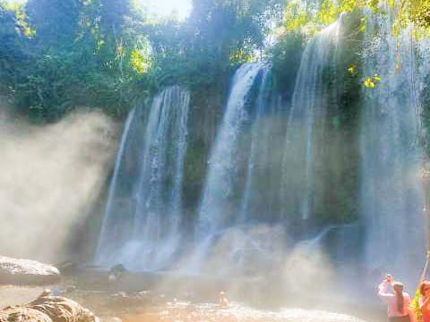 Tour Phnom Kulen & Beng Mealea cascada de phnom kulen