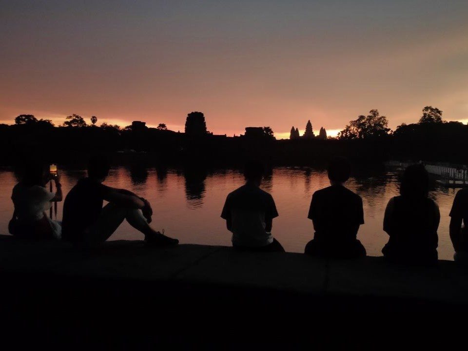 Amanecer en Angkor Wat Amanecer en Angkor Wat, tours y excursiones privadas en Camboya con guía en español