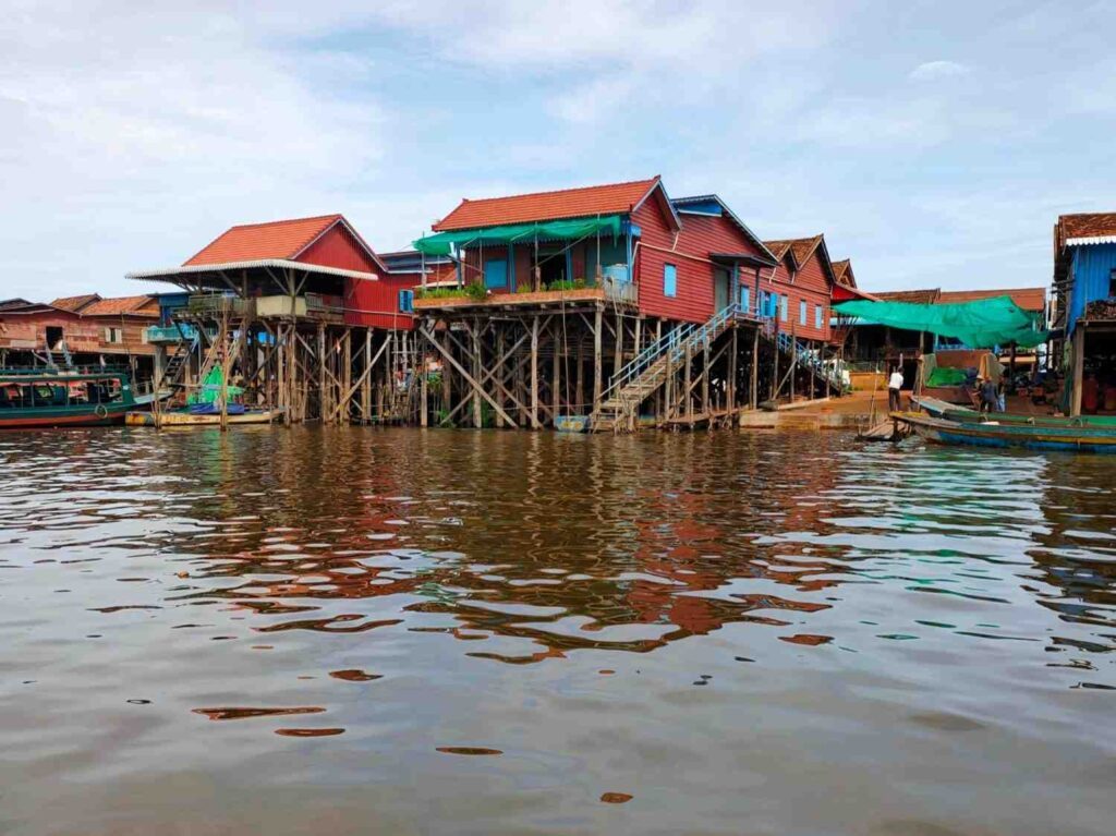 casas-sobre-pilotes-kampong-khleang-tonle-sap | Guías de Angkor